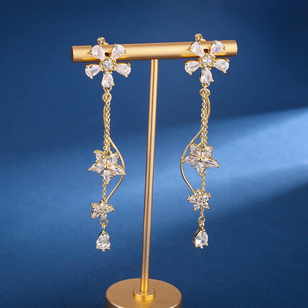 Stunning Long Gold Earrings – Gulab Jewelry